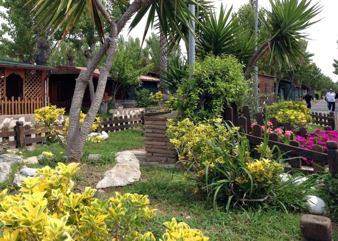 Onda Camping Village Ardea Exterior photo